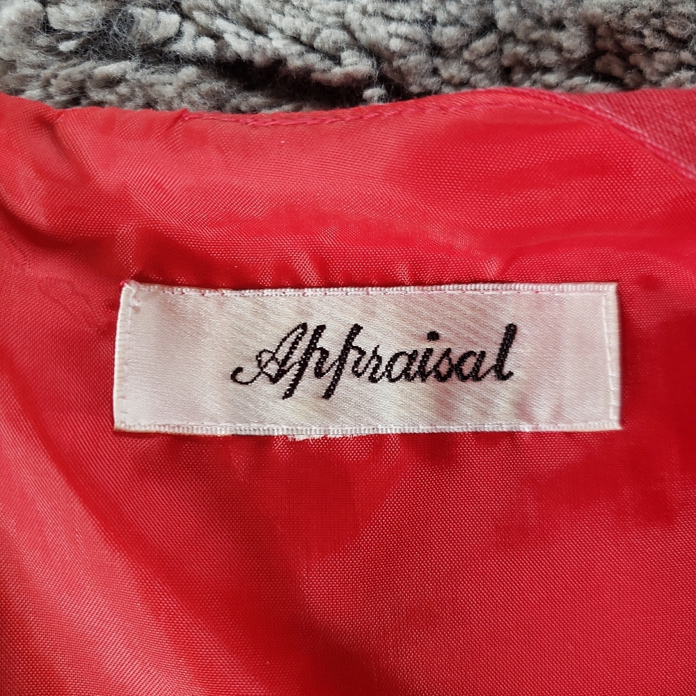 RED BUSINESS DRESS - Picture 2 of 2